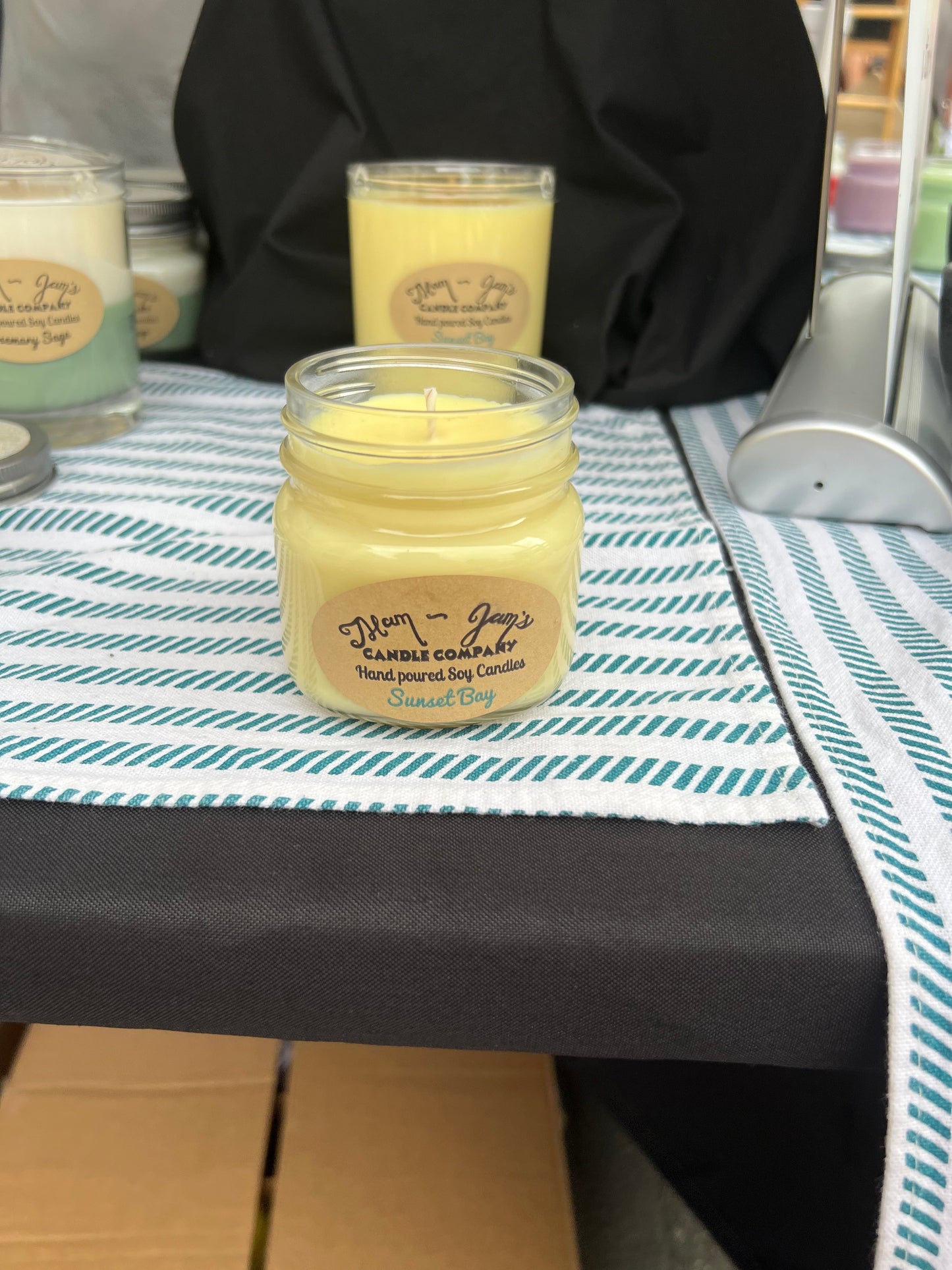 Sunset Bay Soy Candle – Warm & Tropical Scent | Mam Jam’s